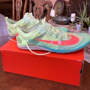 Men’s Nike - Zoom Victory Waffles 5